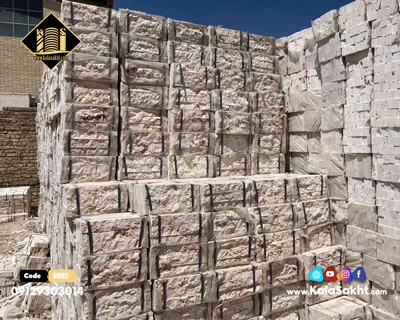 سنگ گیوتین جوشقان گل دار